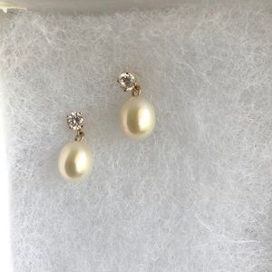 14 K Yellow Gold, Pearl and CZ Earring